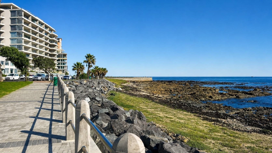 1 Bedroom Property for Sale in Mouille Point Western Cape